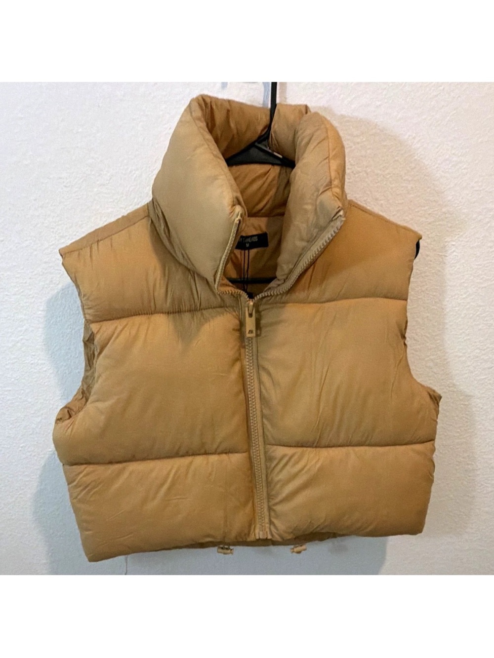 Cropped Puffer Vest in Camel - Women's Sleeveless Coat size M